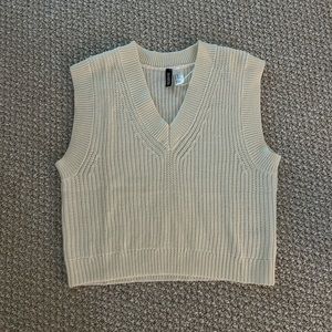 H&M Sweater Vest